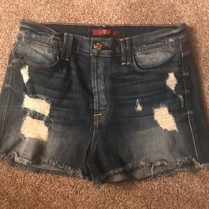 7 FOR ALL MANKIND DISTRESSED JEAN SHORTS SIZE 28